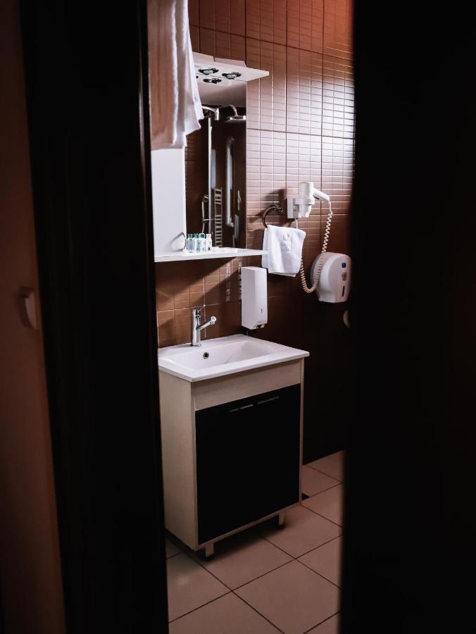 Hotel Stara Ada Banja Luka Esterno foto