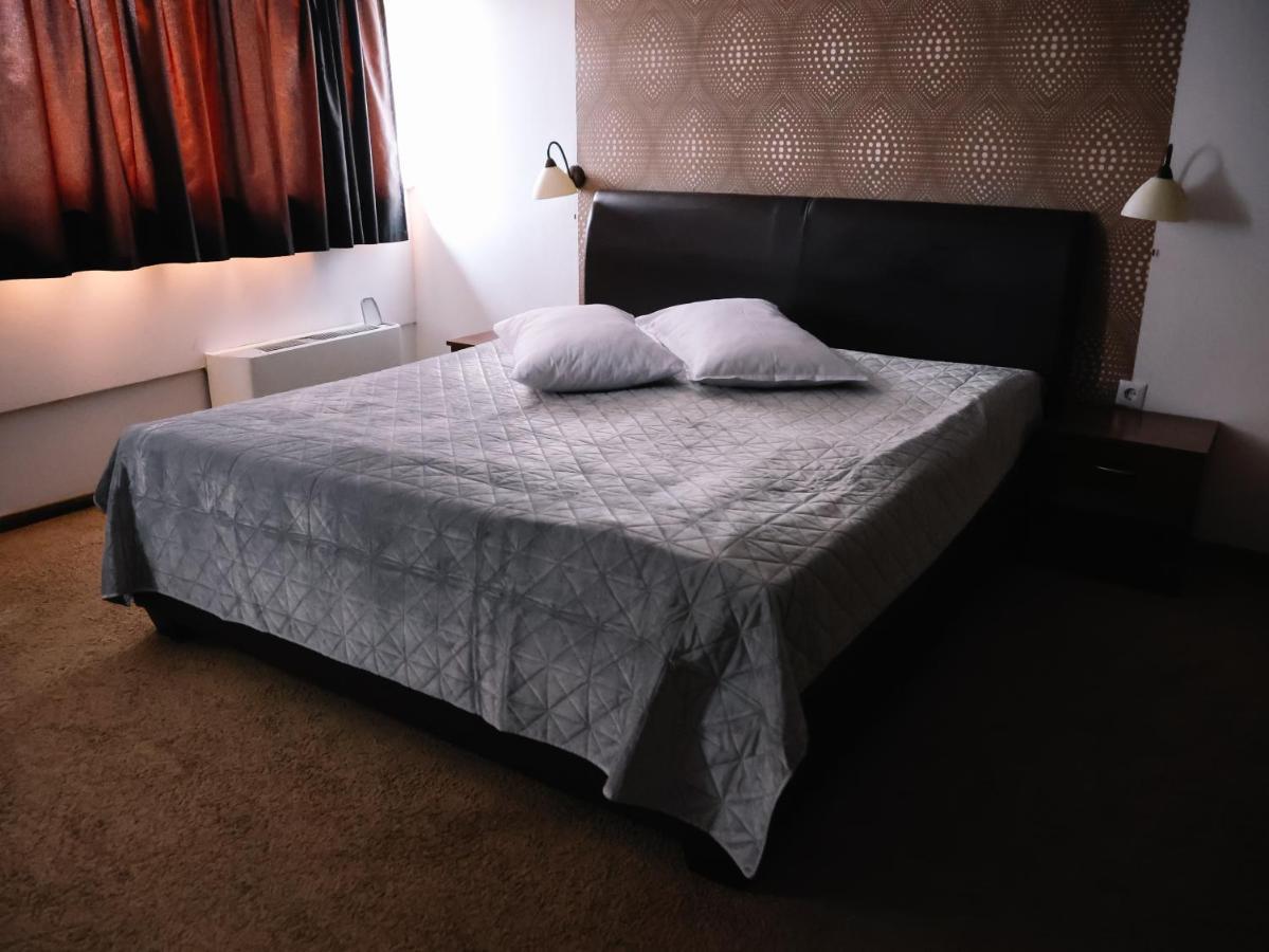 Hotel Stara Ada Banja Luka Esterno foto